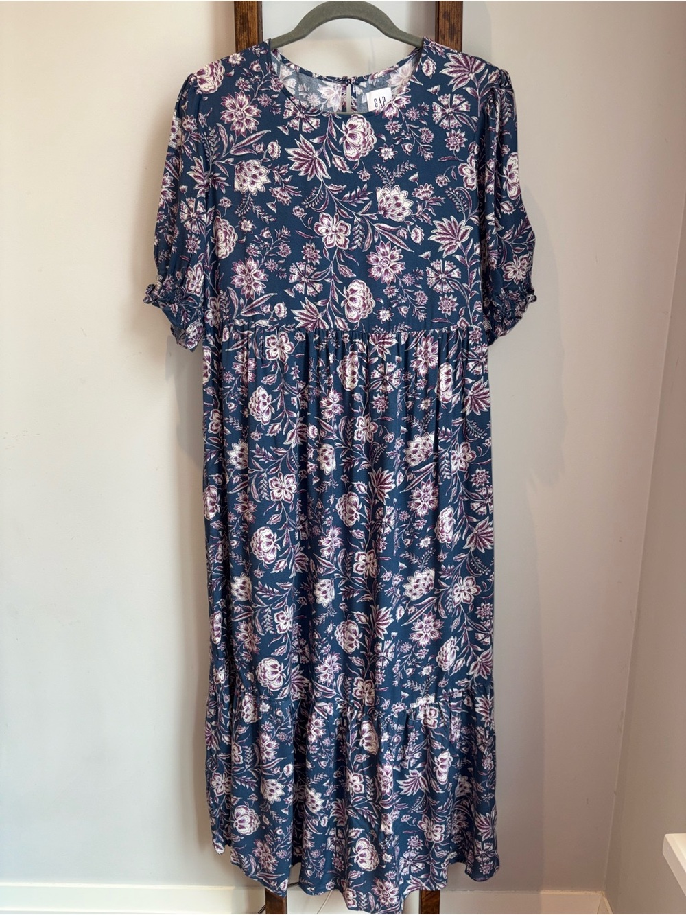 GAP Maternity Floral Tiered Midi Dress Size Large Blue Purple Viscose Prairie - Picture 2 of 10